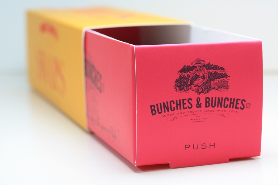 Bunches and Bunches Snaps Cookie Packaging